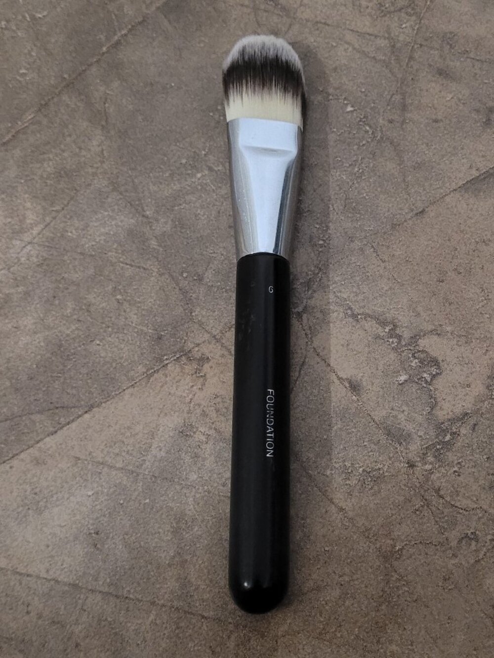 Chanel #6 Foundation Makeup Brush - Picture 6 of 7